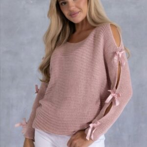 Sweter z pięknymi rękawami